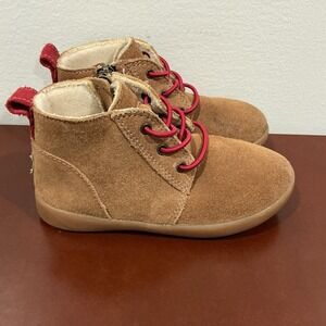 UGG Toddler Kristjan Chukka Suede Boots US 9 Tan‎ Red Laces Gorpcore Preppy